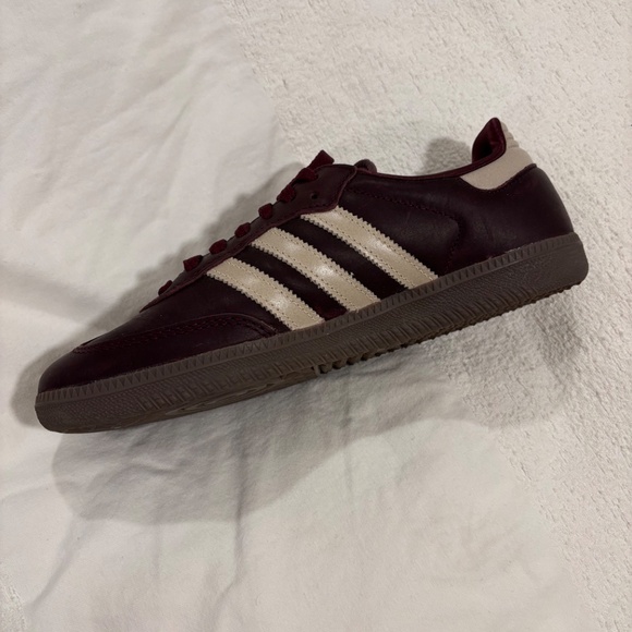 adidas Samba OG "Maroon/Crystal Sand/Gold Metallic" sneakers - Picture 4 of 7